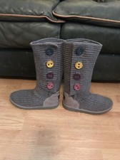 UGG Girls Youth Gray Multi-Color Buttons Cardy Knit Boots Winter Fall Size 4