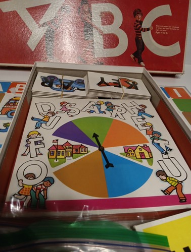 Selchow & Righter Vintage 1972 Scrabble Alphabet ABC Board Game Kids Learning - Picture 3 of 4