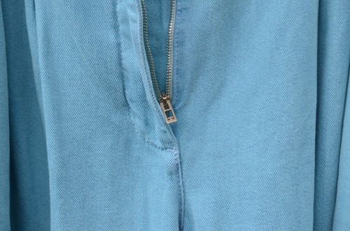 Chanel wide high-waisted denim pants - Picture 4 of 13
