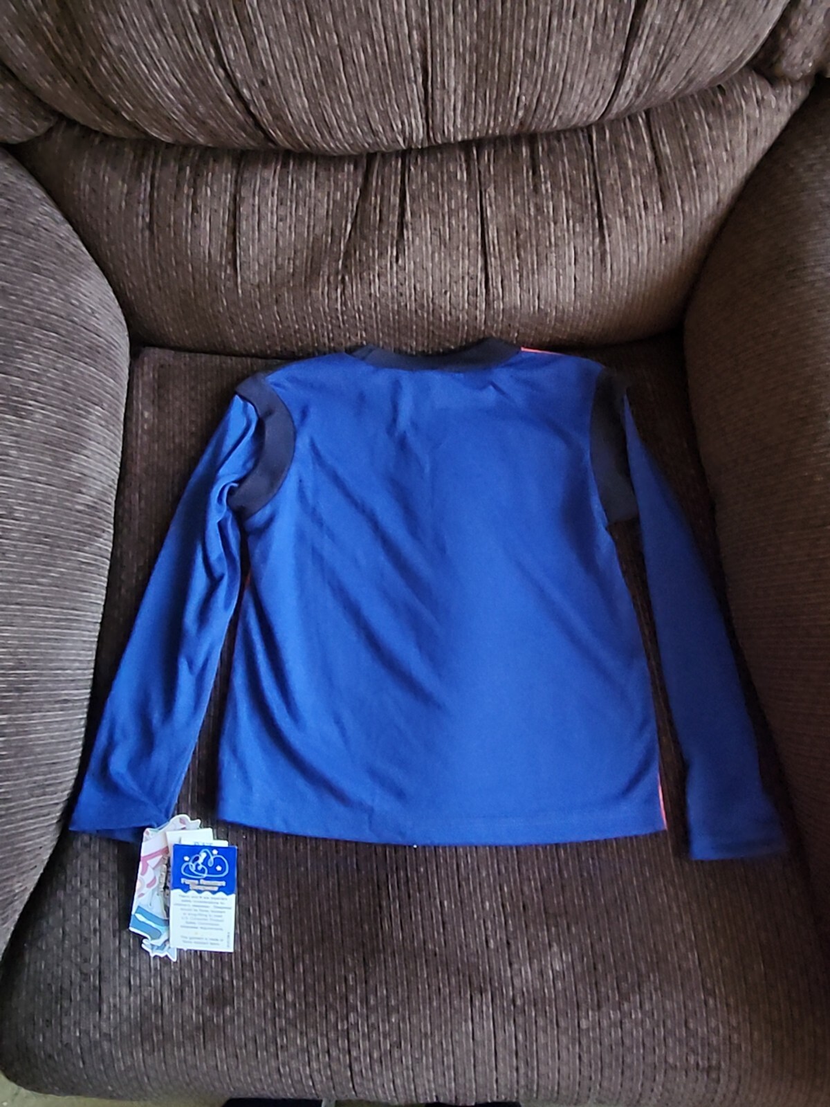 Picture 4 of 8