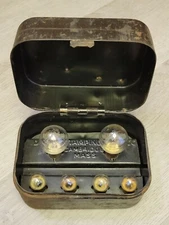 Antique Automobile Light Bulbs. Dover Stamping Mfg. Co. Metal Box With 6 Bulbs.