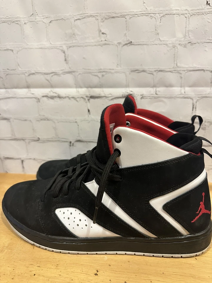 Jordan Flight Legend 'Triple Blanco'. SKUAA2526 023 Hombre 11.5 Foto 3 de 4