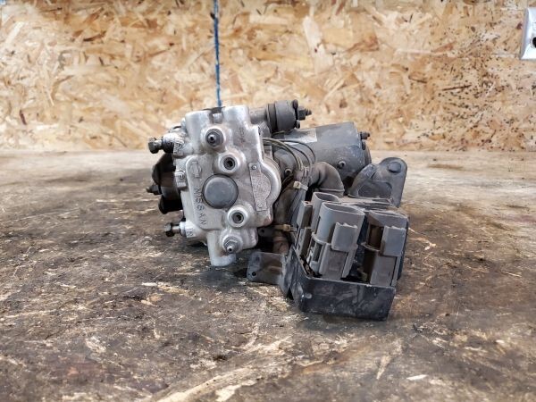 1989-1994 Nissan BNR32 Skyline GT-R ABS Unit 47600-05U00 OEM | eBay