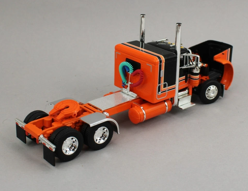 DCP 1:64 *BLACK & ORANGE* Peterbilt 379 48" Flattop Semi Truck *NIB* - Image 3 of 3