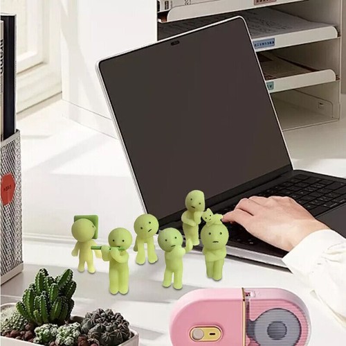 Linda Mini Figura Decorativa Smiski Hippers Brilla en la Oscuridad Juguete Caja Ciega DE - Imagen 4 de 30