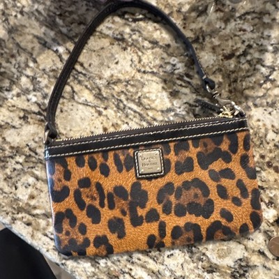 Dooney & Bourke Leopard Animal Print Wristlet Designer Gold Hardware Red Lining