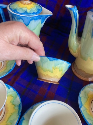 Vintage Hancock's Ivory China 1930’s Art Deco Hand Painted part Tea Set - Picture 8 of 12