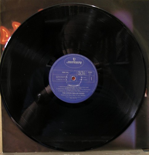 Steve Miller Band : VINYL LP - Abracadabra- Mercury- 6302 204 (1982) - Photo 3 sur 4
