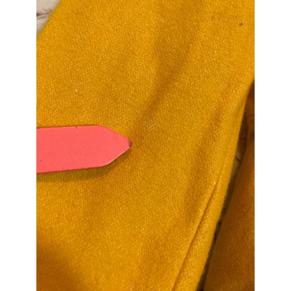 Abrigo Anthropologie de tul para mujer pequeño abrigo guisante amarillo mostaza lana botón delantero Foto 3 de 4