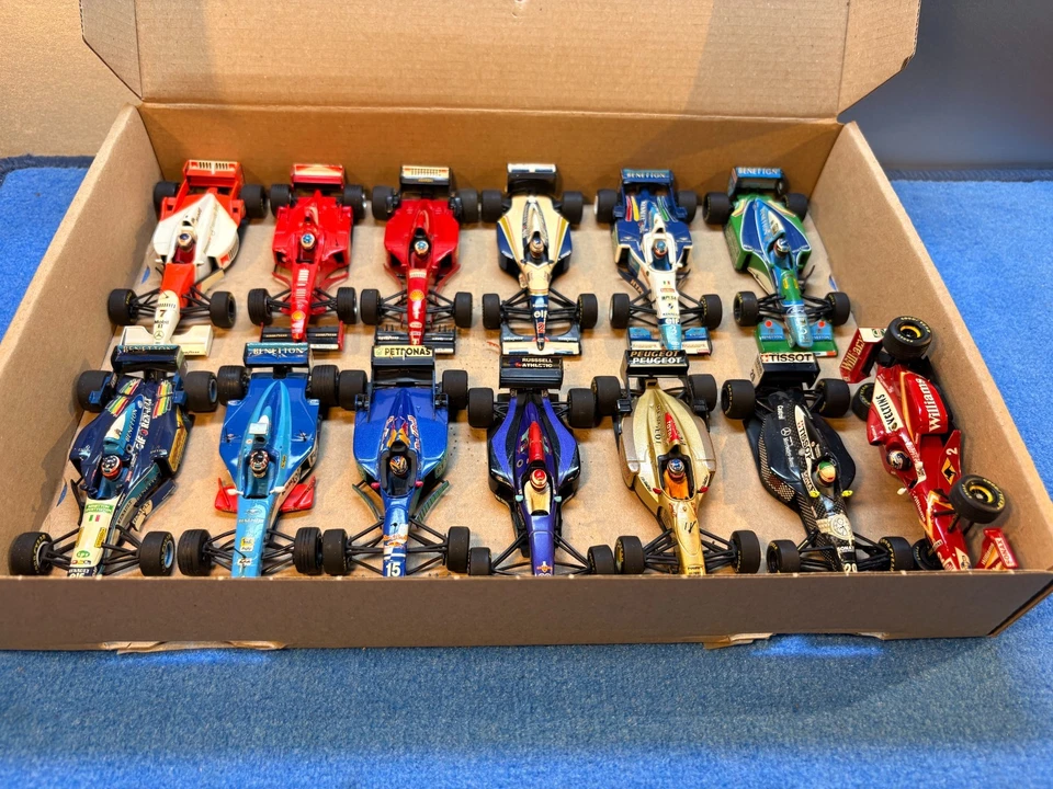 Minichamps 1:43 - Formel 1 / Konvolut aus den 1990ern - (13 Fahrzeuge) - Bild 2 von 4