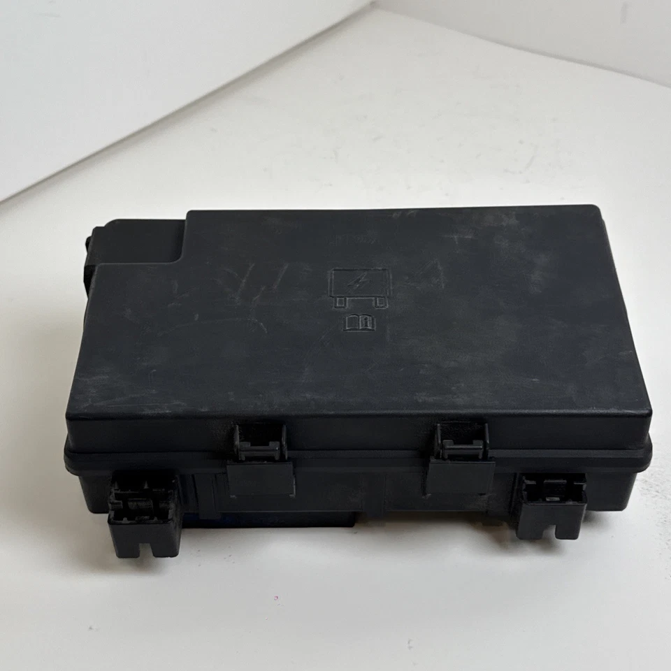 Dodge Durango 2016 centro de distribución de energía inteligente 68251629ab OEM Foto 3 de 4