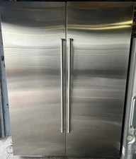 Sub-Zero IC-30FI  30”  Smart Freezer & IC-30R 30" Smart Refrigerator Columns