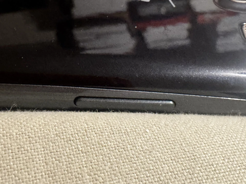 FAKE Samsung Galaxy S3 Phone Verizon 4G LTE GAG GIFT PRANK JOKE - Image 3 of 4