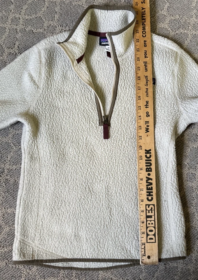 Pulôver feminino Patagonia XS creme lã 1/4 zíper - Imagem 4 de 4
