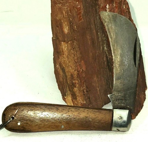 Vtg Uniprice Japan Hawk Bill 4 1/4" Jack Knife with Shackle Pruner