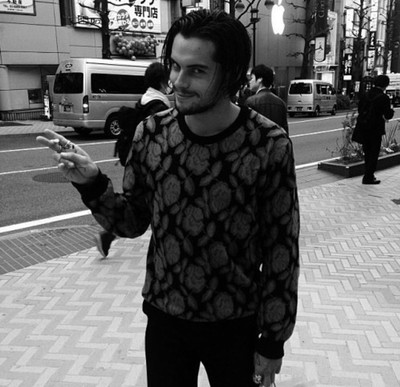 supreme rose sweater