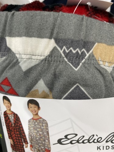 Eddie Bauer Boys Pajamas And Robe Kids 3 Piece S-7/8 Plaid Gray Red Fleece - Picture 9 of 10