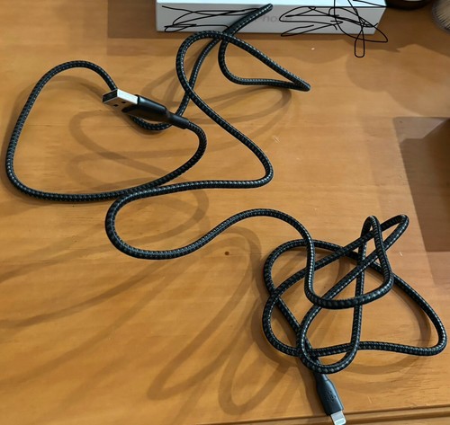 Belkin BOOST Charge Pro Flex USB-A Cable MFi Certified Connector 6.6FT BLACK