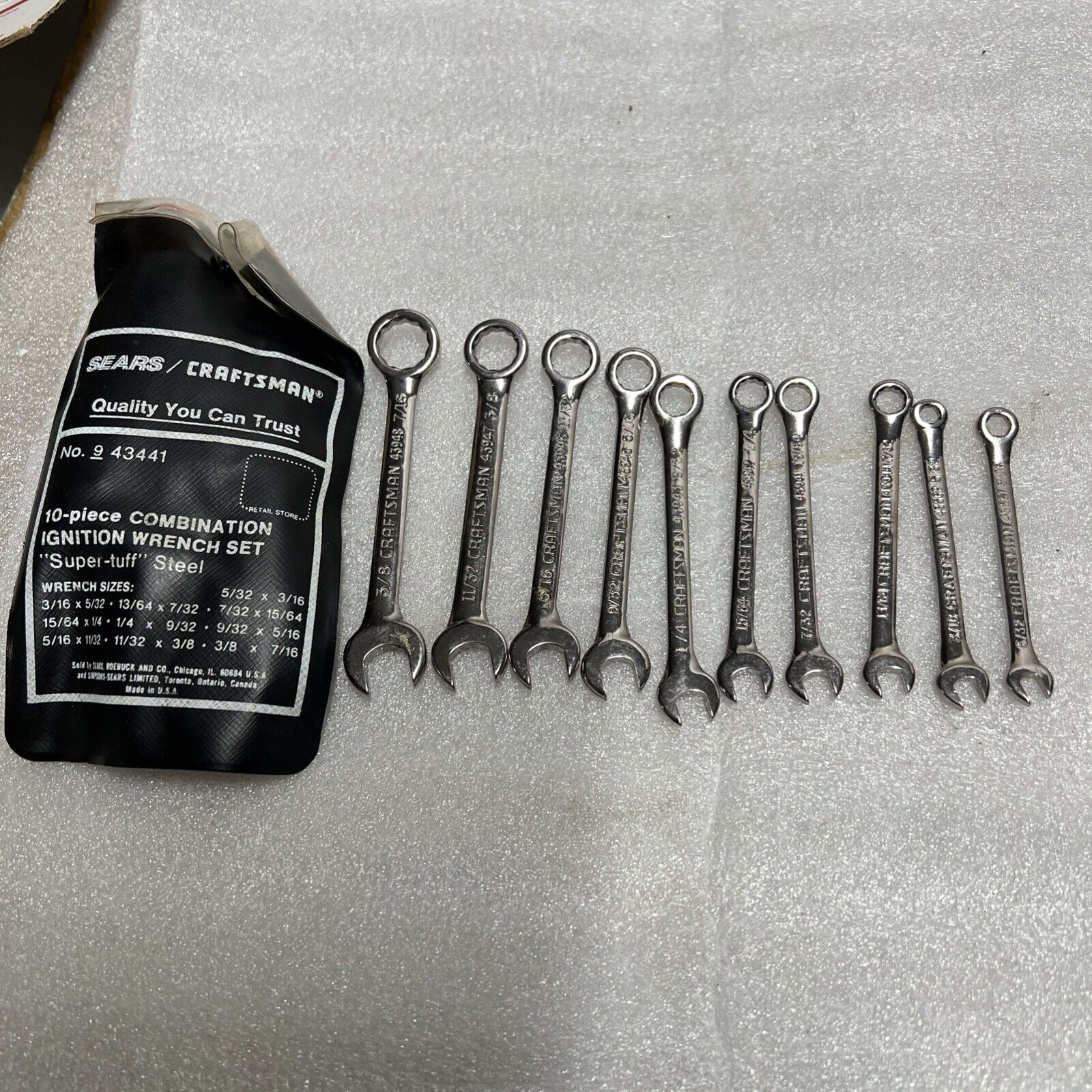 Picture 1 of 4