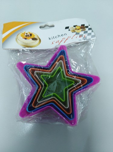 15 Fondant, Biscuit, Cake or Cookie Cutters Makers Molds - Fun Kids activity - Picture 2 of 6