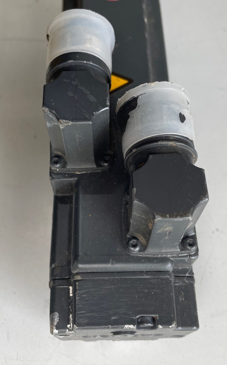 Siemens 3~Brushless Servomotor Motor Synchronmotor 1FT6021 Siemens 3~Brushless Servomotor Motor Synchronmotor 1FT6021