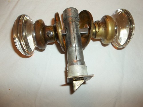Vtg Antique Smooth Glass Beveled Edge 2" Door Knobs W/Dexter Brass Collar Latch - Picture 4 of 12