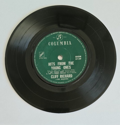 CLIFF RICHARD (THE SHADOWS) " THE YOUNG ONES " NEW ZEALAND EP - Picture 4 of 4