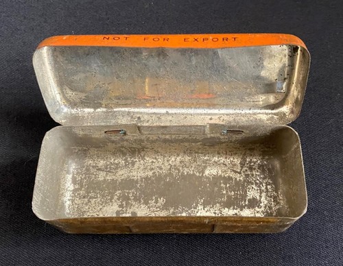 KLG SPARK PLUG MOTORISTS GARAGE MOTOR CAR VINTAGE DISPLAY TIN - Picture 2 of 7