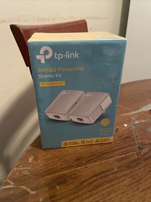 TP-Link AV600 TL-PA4010 KIT Powerline Starter Kit Internet Extender New Sealed