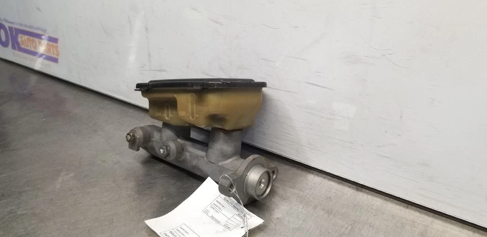 Cilindro maestro freno chevy impala ss 95 Foto 4 de 4