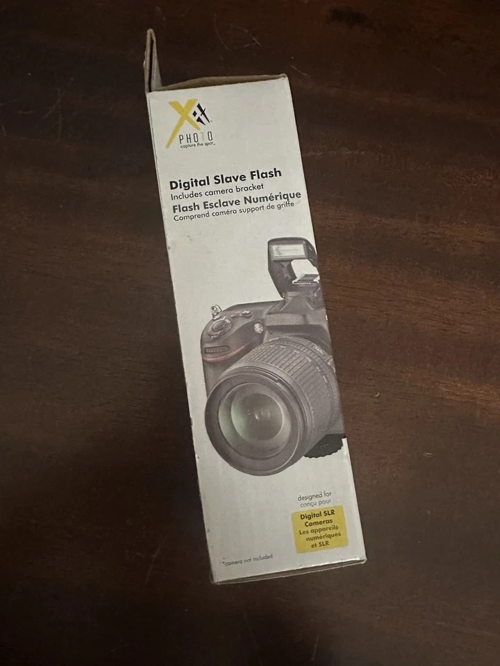 DIGITAL SLAVE FLASH with Bracket for Digital DSLR Camera - Image 2 of 3