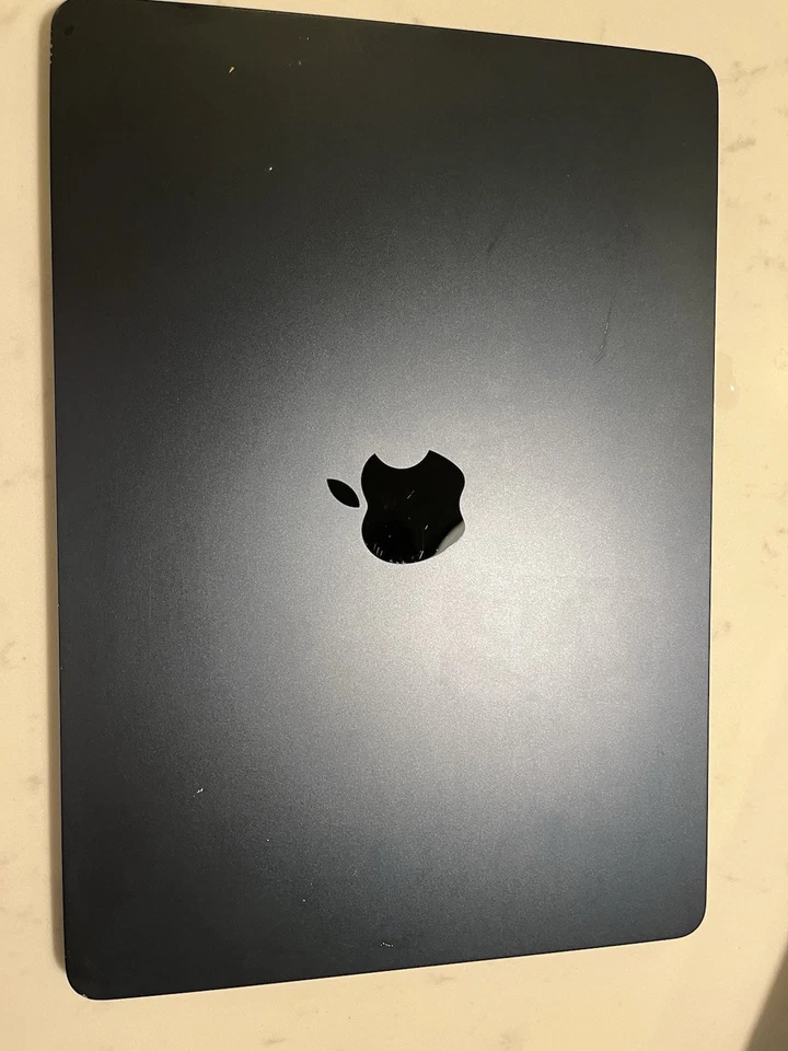 Apple MacBook Air 13" M2 · 8GB · 512GB, photo 4 of 5