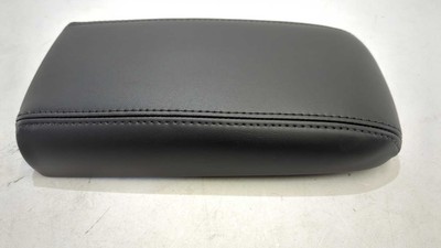 New OEM genuine GM Black Leather Console Lid Armrest Black 2005-2009 Saab 9-7x