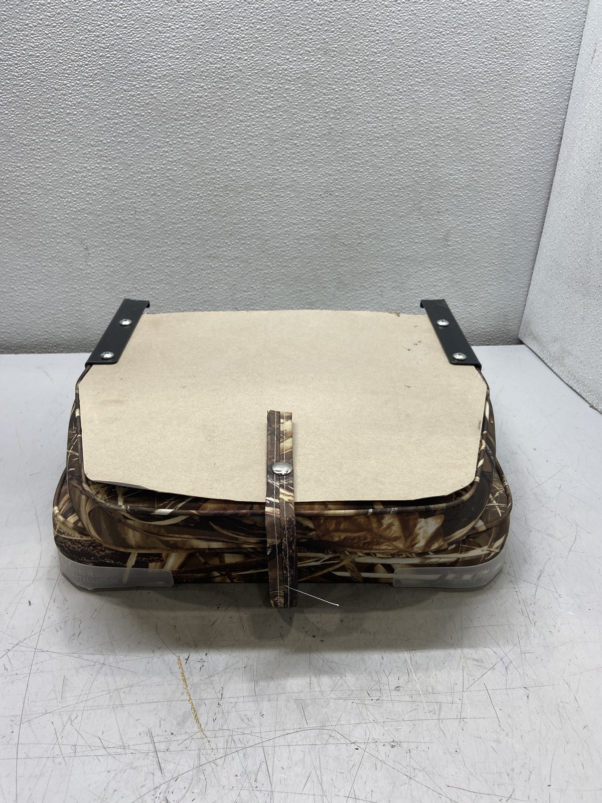 Attwood 98395CAMO E-2 Low Back Camo Seat