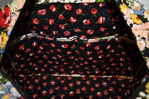 Bolsa de viaje Vera Bradley Weekender en patrón "Poppy Fields" - Imagen 9 de 14