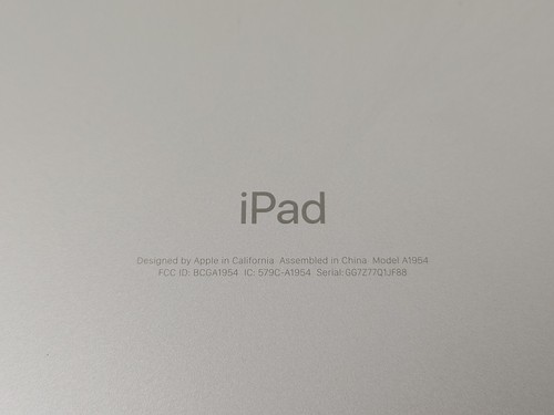 Apple iPad 6th Gen A1954 32 GB iOS 17.7.6 Space Gray ( Wi-Fi + 4G ) Unlocked - Picture 4 of 7
