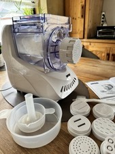 Unold Nudelmeister NEU Teigmaschine Nudelmaschine 500 g Behälter