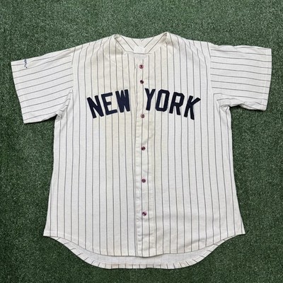 Vintage NY Yankees Jersey Men's Size L White Majestic MLB Baseball