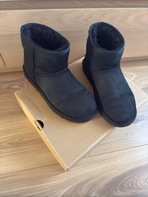 Womens UGG Classic Mini II Boots Black size UK5 EU38 With Box