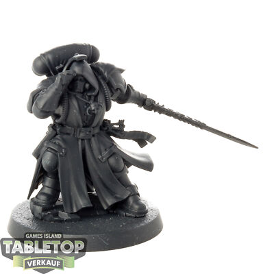 Space Marines - Primaris Librarian in Phobos Armour - grundiert