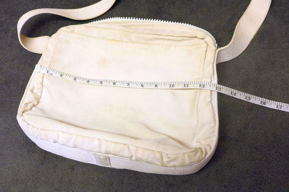 Bolso de Mano Vintage Blanco Tela Pesada Grande Cremallera Vela Old Estate Find Años 70 Resistente NF Foto 2 de 4