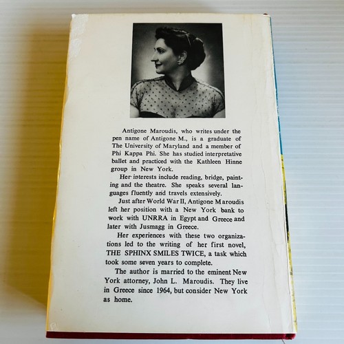 The Sphinx Smiles Twice by Antigone M Vintage 1976 1st Edition SIGNED Rare Book - Picture 3 of 16