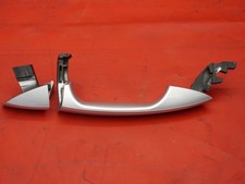 Mercedes W212 W204 E-Klasse Türgriff außen hinten links A2047600170 775 Silber/6 Mercedes W212 W204 E-Klasse Türgriff außen hinten links A2047600170 775 Silber/6