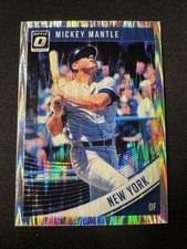 2018 Panini Donruss Optic Shock Prizm Mickey Mantle #165 Yankees
