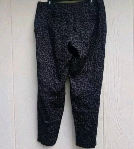 Ann Taylor Leopard Print Pants Gray Black Lightweight sz 8 Career Dark Academia - Picture 2 of 4