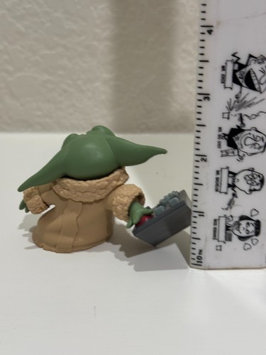 Star Wars The Mandalorian “The Child / Grogu” Figure & Plush Lot, Mattel, Disney - Picture 15 of 21
