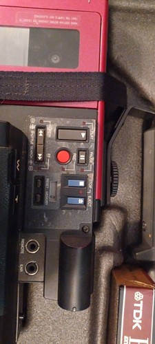 JVC GR-C1U VHS Camera working condition, The Back to the Future camera (Bshelf) - Picture 16 of 24