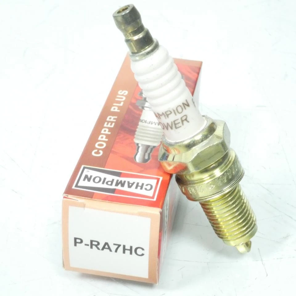 Bougie d'allumage Champion pour Moto Ducati 750 Sport Avant 2002 P-RA7HC / - Photo 1/2