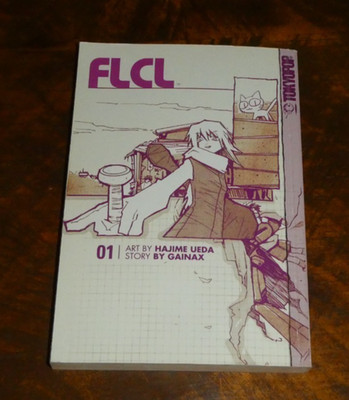 FLCL Kaiyodo figures Gainax Tokyopop Volume 1 Manga 1st Edition Haruko Canti!!