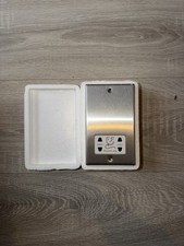 Hamilton Satin Steel Dual Voltage Shaver Socket